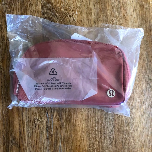 lululemon athletica Handbags - NWT Lululemon Everywhere Belt Bag Briar Rose NWT